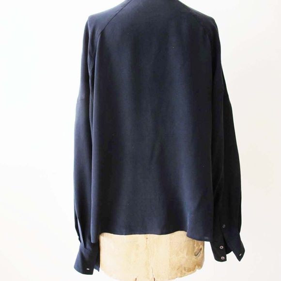 IRO Issa Silk Crepe Blouse Black 38 Minimalist Office Avant Garde Wide Sleeve - Picture 4 of 8